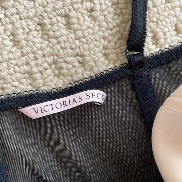 Victoria’s Secret Lace Bustier - Picture 4 of 6